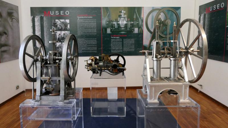 Museo Barsanti Pietarsanta-modelli di motore a scoppio