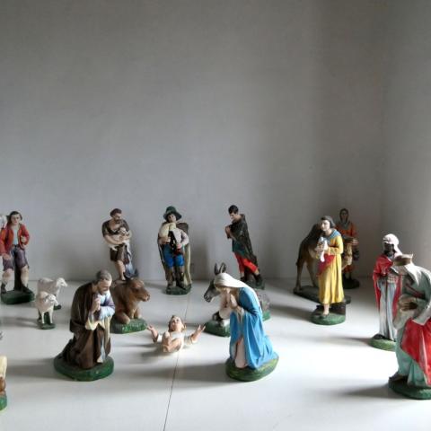 Presepe Museo Figurina Gesso Emigrazione Coreglia
